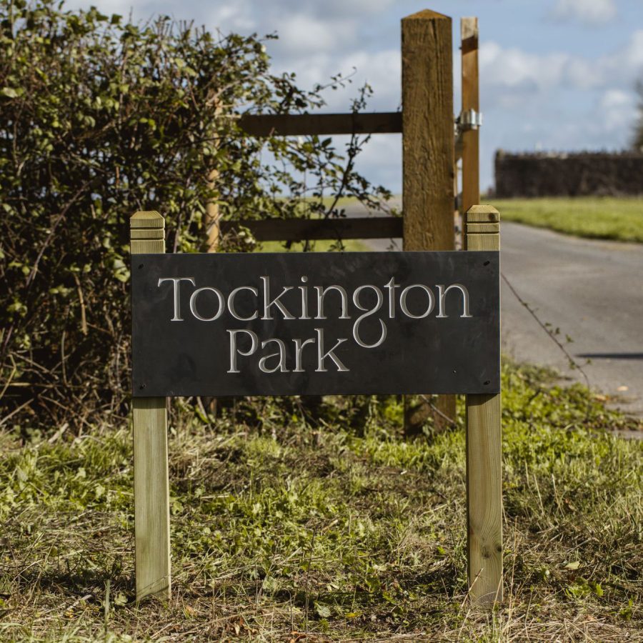 Tockington Park Sign